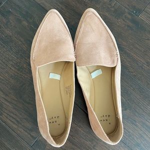 A New Day light pink pointed flats, women’s size 9
